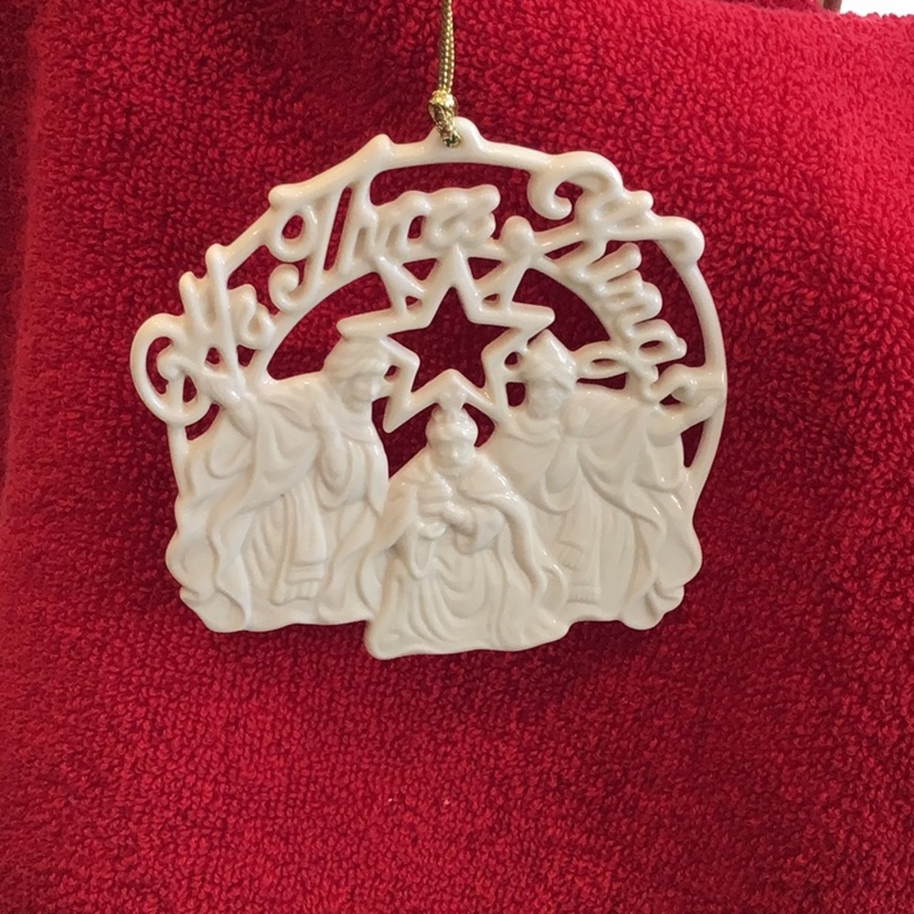 Lenox Vintage 2003 Three Kings Christmas Ornament.